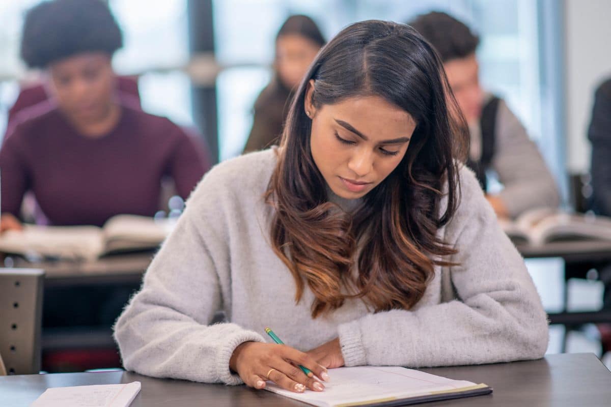 Best Commerce Tuition Classes/Coaching in Delhi for 11th, 12th & Graduation